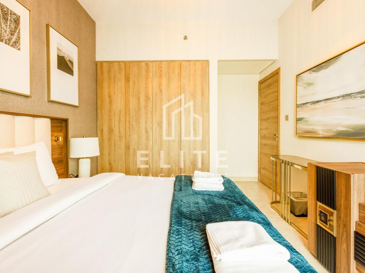 Lovely And Spacious 1 Bedroom With Extra Sofa Bed Apartment