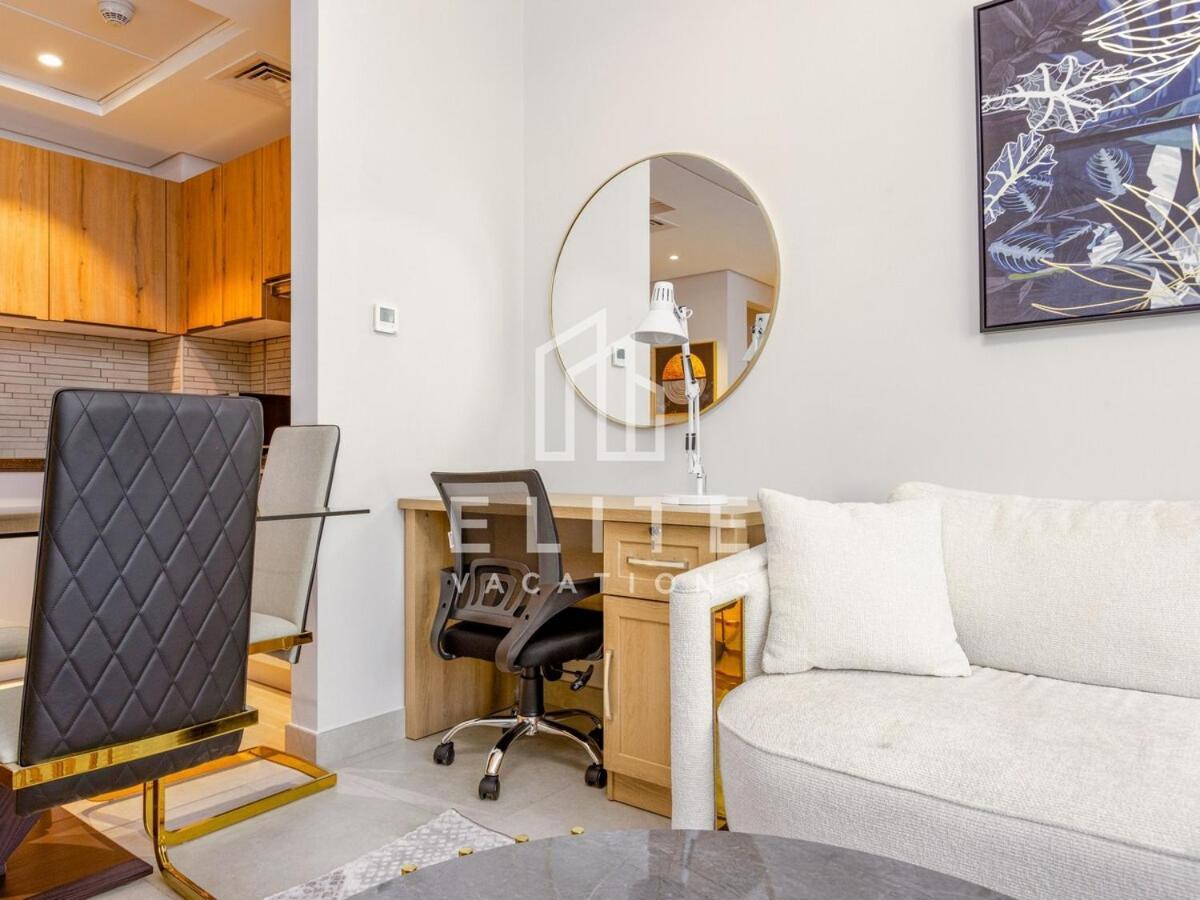 Lovely And Spacious 1 Bedroom With Extra Sofa Bed Dubai