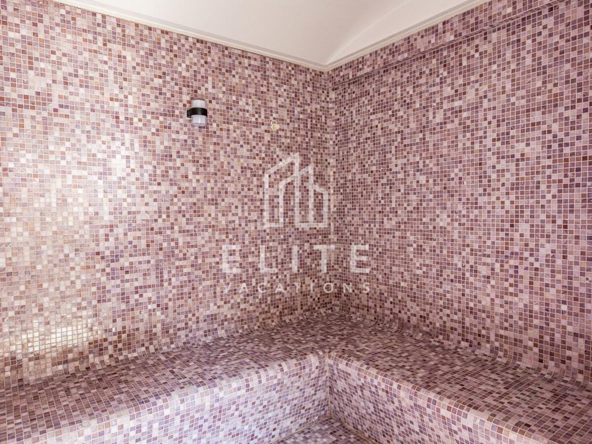 Lovely And Spacious 1 Bedroom With Extra Sofa Bed Apartment Dubai