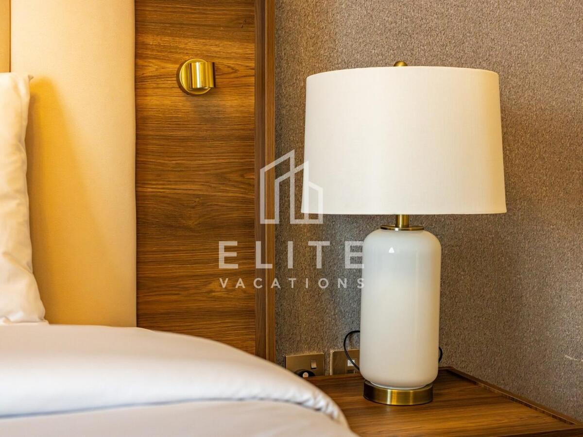 Lovely And Spacious 1 Bedroom With Extra Sofa Bed Dubai