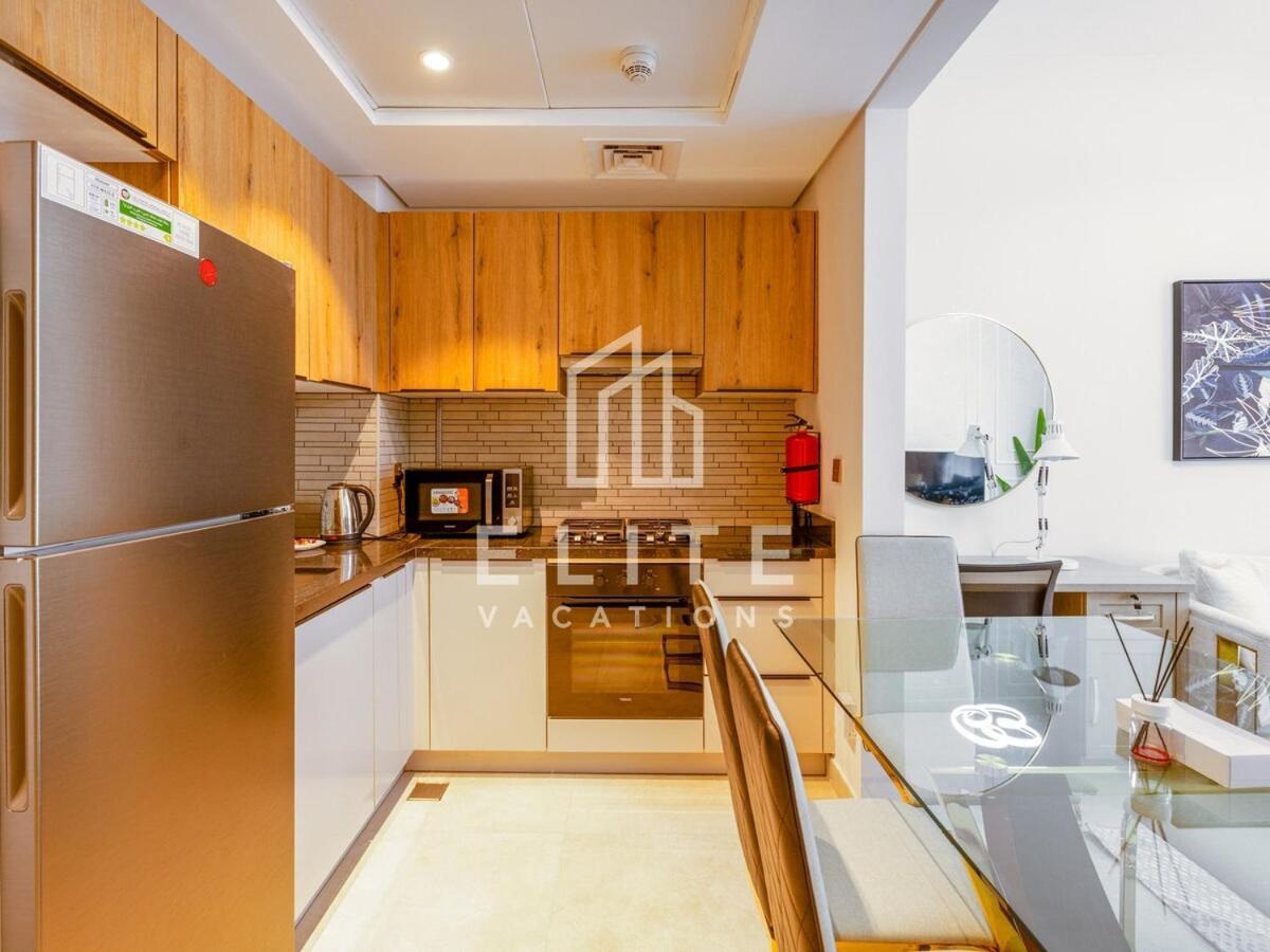 Lovely And Spacious 1 Bedroom With Extra Sofa Bed
