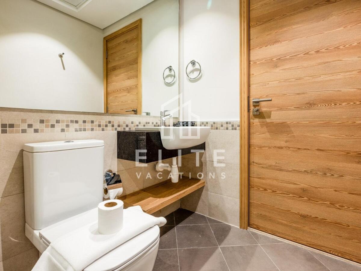 Lovely And Spacious 1 Bedroom With Extra Sofa Bed Apartment